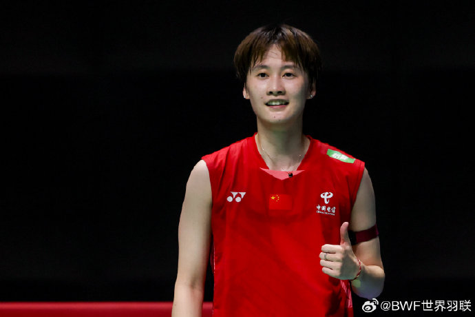 “NBA球队进行阵容调整，备战季后赛”.